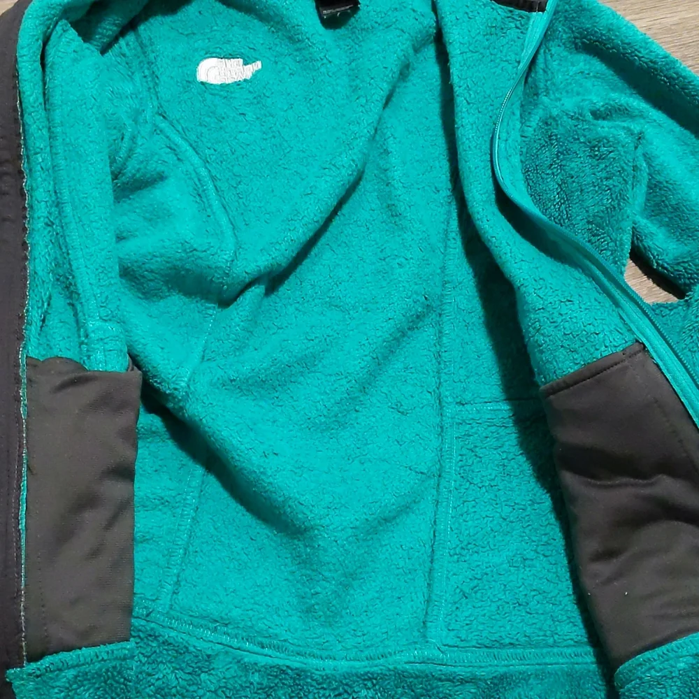LAST CHANCE North Face fleece zip up jacket - Picture 6 of 7